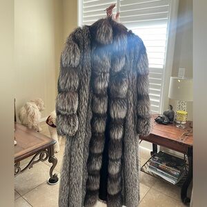 Authentic custom made Silver Fox Coat Cross Cut tuxedo - Full Length